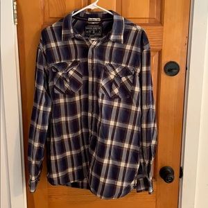 Men’s size large Nautica long sleeve button shirt
